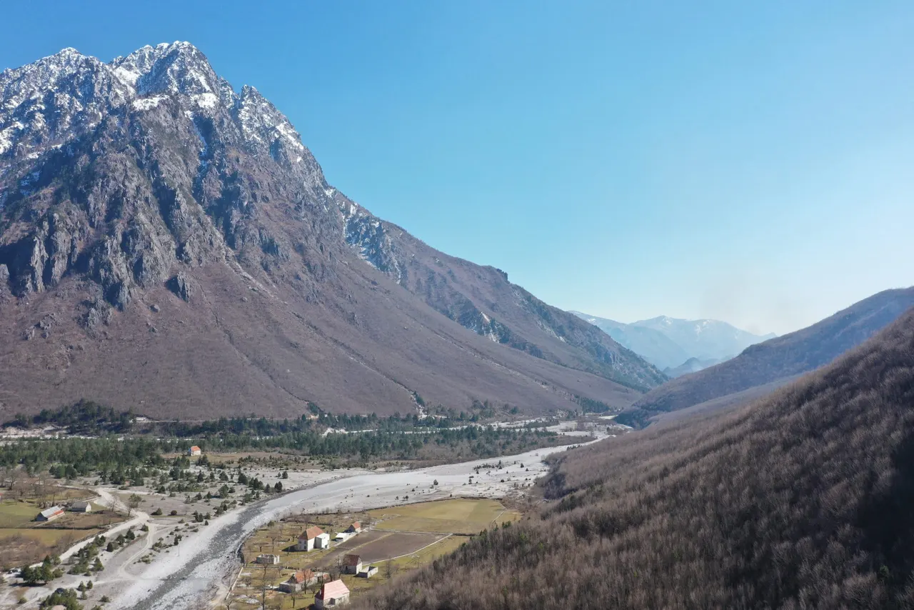 Túra Valbona - Theth: jak na přechod Albánských Alp